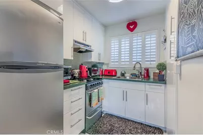 11813 Runnymede Street #14, North Hollywood, CA 91605 - Photo 5