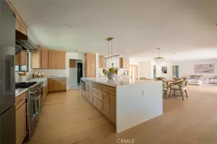 17601 McCormick St, Encino, CA 91316 - Photo 7