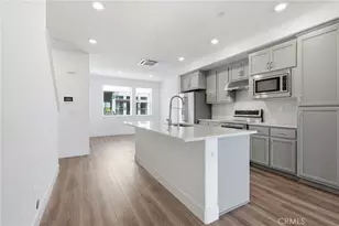 315 Waters Park Cir, San Mateo, CA 94403 - Photo 9