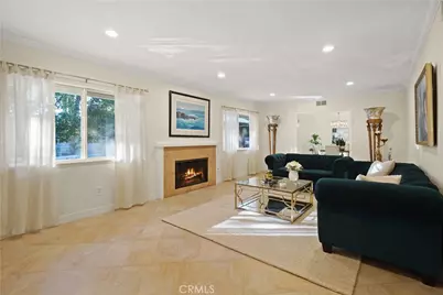22615 Dardenne Street, Calabasas, CA 91302 - Photo 15