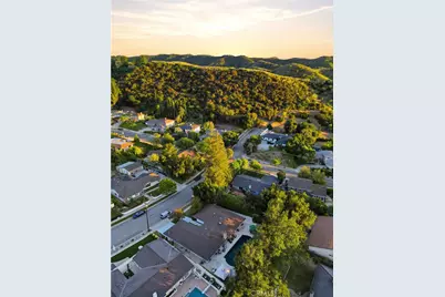 22615 Dardenne Street, Calabasas, CA 91302 - Photo 39