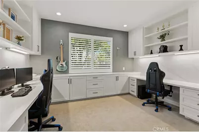 5911 Vista De La Luz, Woodland Hills, CA 91367 - Photo 19