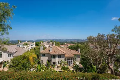 5911 Vista De La Luz, Woodland Hills, CA 91367 - Photo 45
