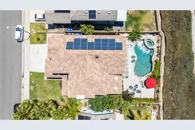 14266 Sequoia, Canyon Country, CA 91387 - Photo 31