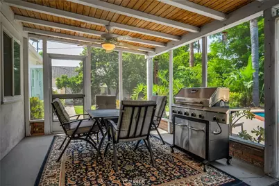6843 Chisholm, Van Nuys, CA 91406 - Photo 5
