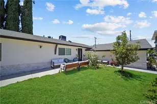 23817 Victory Blvd, West Hills, CA 91307 - Photo 3
