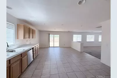 5517 W Avenue L14, Lancaster, CA 93536 - Photo 3