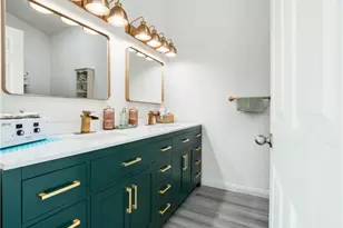 22825 Fir Ct, Saugus, CA 91390 - Photo 25