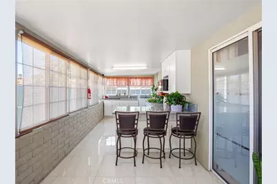 26835 Avenue Of The Oaks #B, Newhall, CA 91321 - Photo 5