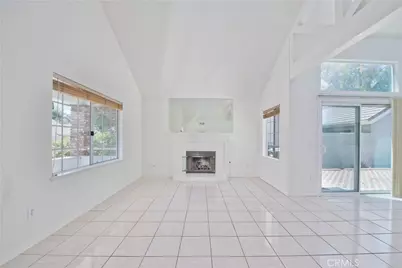 23917 Bennington, Valencia, CA 91354 - Photo 3