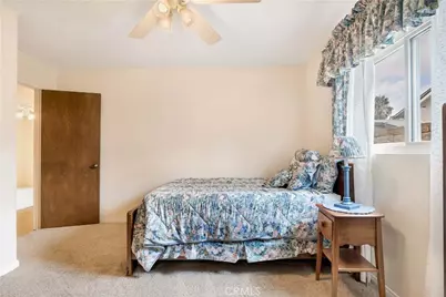 15803 Gault Street, Lake Balboa, CA 91406 - Photo 33
