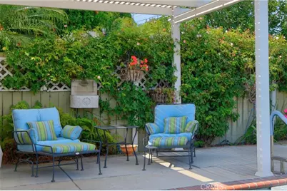 1426 N Buena Vista, Burbank, CA 91505 - Photo 13