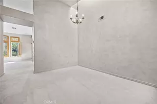8706 Dalby Ct, Bakersfield, CA 93313 - Photo 9