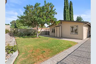 14921 Daffodil Avenue, Canyon Country, CA 91387 - Photo 19