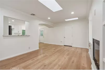 7015 Amigo, Reseda, CA 91335 - Photo 19