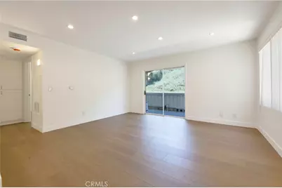21203 Trumpet Drive #102, Newhall, CA 91321 - Photo 5