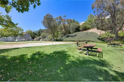 21203 Trumpet Drive #102, Newhall, CA 91321 - Photo 27