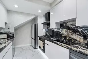 10659 Bloomfield St, Toluca Lake, CA 91602 - Photo 17