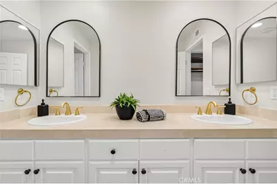 5612 Las Virgenes, Calabasas, CA 91302 - Photo 39