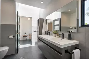 21520 Arcos, Woodland Hills, CA 91364 - Photo 25