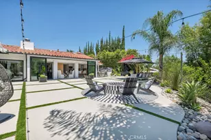 21520 Arcos, Woodland Hills, CA 91364 - Photo 35