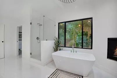 23680 Summit, Calabasas, CA 91302 - Photo 17