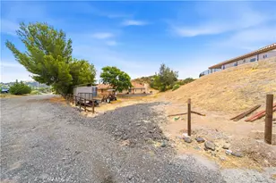 13675 Davenport, Agua Dulce, CA 91390 - Photo 51