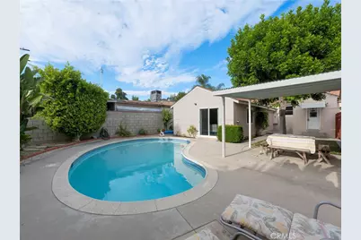 8043 Rhodes, North Hollywood, CA 91605 - Photo 41