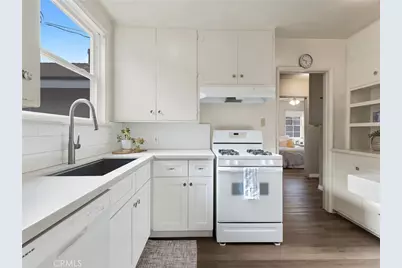 8043 Rhodes, North Hollywood, CA 91605 - Photo 17
