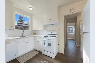 8043 Rhodes, North Hollywood, CA 91605 - Photo 19
