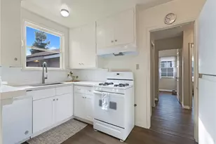 8043 Rhodes, North Hollywood, CA 91605 - Photo 19