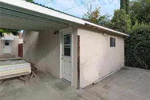 8043 Rhodes, North Hollywood, CA 91605 - Photo 45