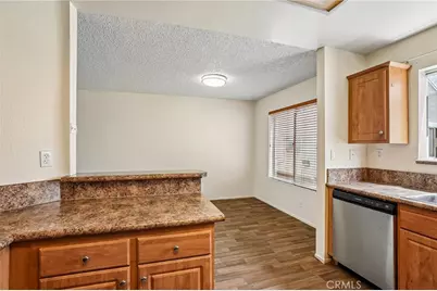 11150 Glenoaks Boulevard #271, Pacoima, CA 91331 - Photo 13