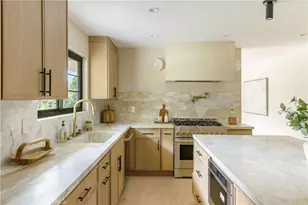 5873 Fairhaven, Woodland Hills, CA 91367 - Photo 11