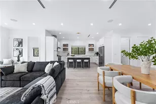17336 Collins St, Encino, CA 91316 - Photo 9