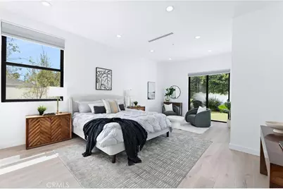 17336 Collins Street, Encino, CA 91316 - Photo 13