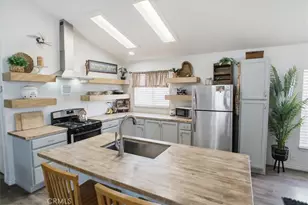 20147 Edgewater Dr, Canyon Country, CA 91351 - Photo 5