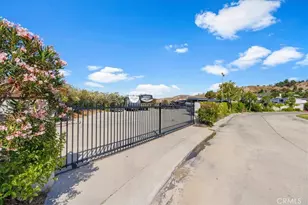 20147 Edgewater Dr, Canyon Country, CA 91351 - Photo 21