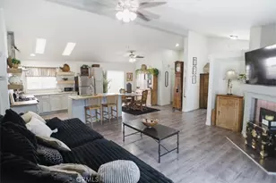 20147 Edgewater Dr, Canyon Country, CA 91351 - Photo 3