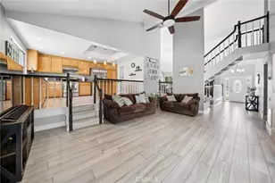 25445 Via Macarena, Valencia, CA 91355 - Photo 15