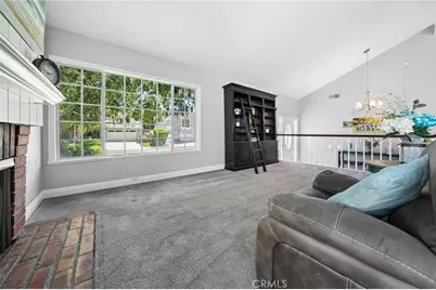25445 Via Macarena, Valencia, CA 91355 - Photo 7
