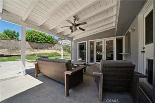 25445 Via Macarena, Valencia, CA 91355 - Photo 33