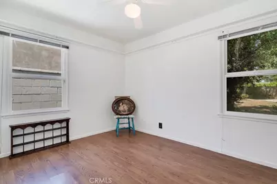 8226 Whiteoak Avenue, Northridge, CA 91325 - Photo 19