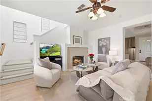 22915 Raintree Ln, Saugus, CA 91390 - Photo 11