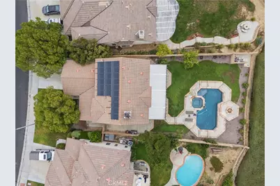 22915 Raintree Lane, Saugus, CA 91390 - Photo 47