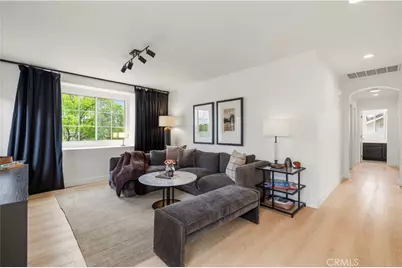 22915 Raintree Lane, Saugus, CA 91390 - Photo 17
