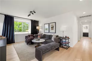 22915 Raintree Ln, Saugus, CA 91390 - Photo 17