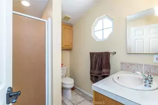 24806 Rosepark Ct, Newhall, CA 91321 - Photo 41