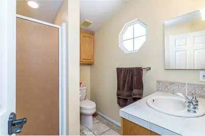 24806 Rosepark Court, Newhall, CA 91321 - Photo 41