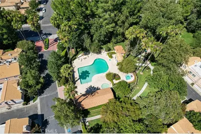 25238 Steinbeck Avenue #E, Stevenson Ranch, CA 91381 - Photo 29